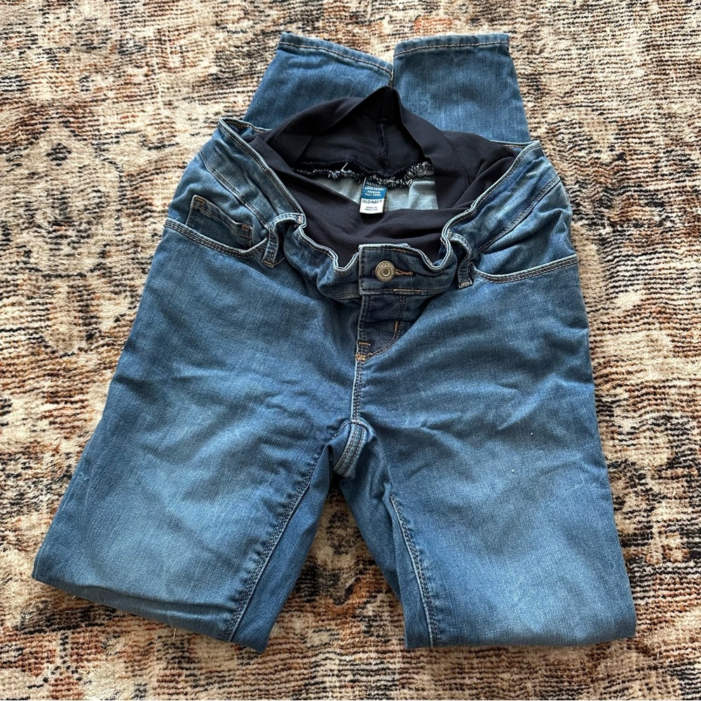 Old Navy Rockstar Maternity Skinny Jeans